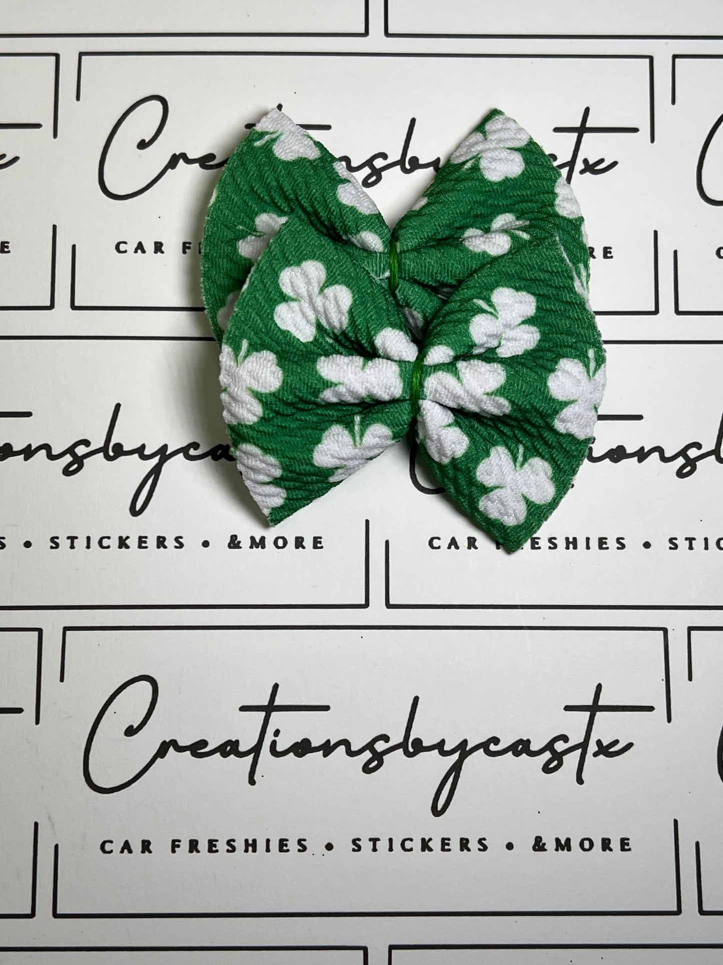 Clover Freshie Bow