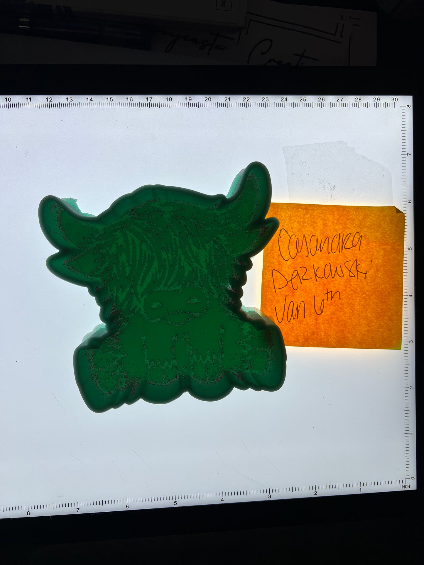 Sitting Highland Destash Mold